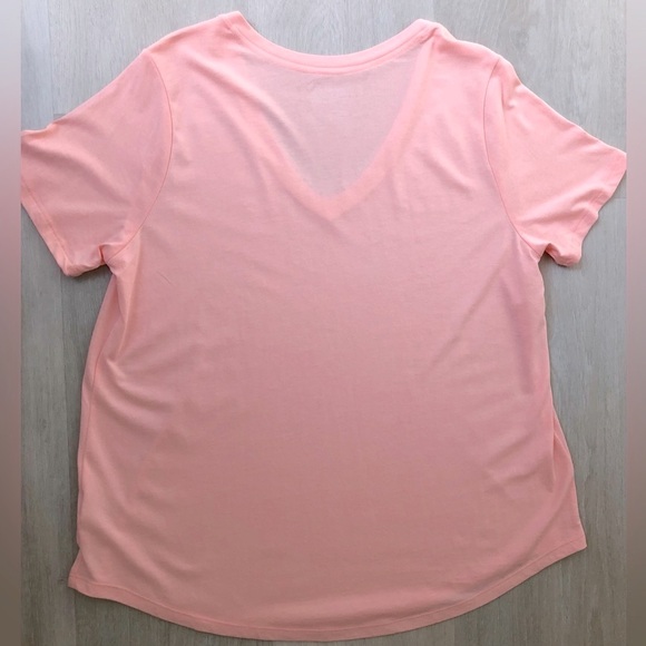 💕🌸Terra & Sky Pink V-Neck Short Sleeve Tee Top Size 0X - Picture 3 of 4